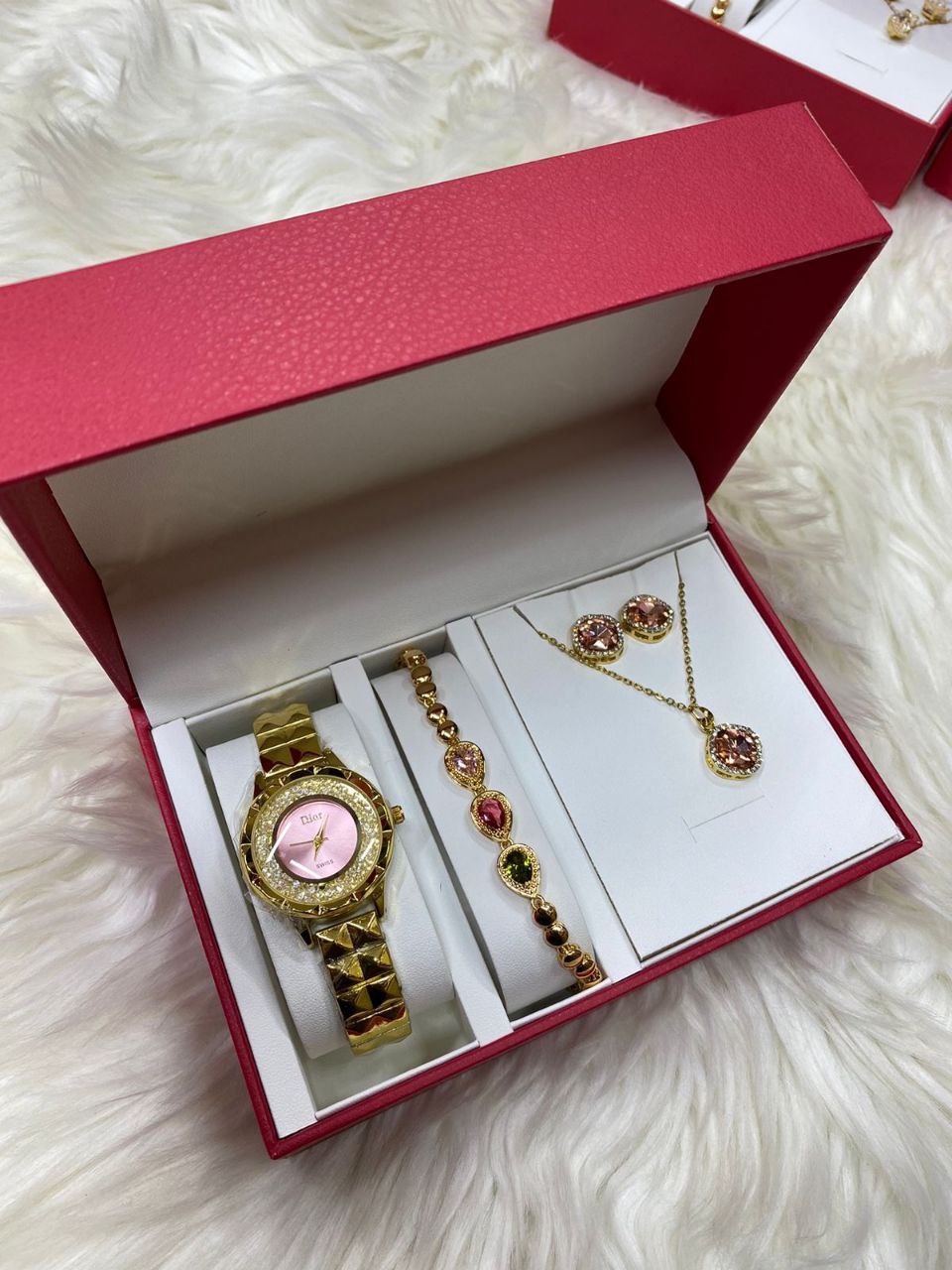 SET OF WATCH BRACELET NECKLACE EARRINGS