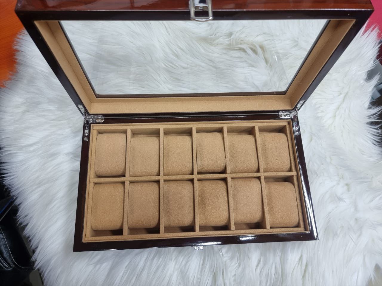 12 SLOTS WOODEN WATCH ORGANIZER