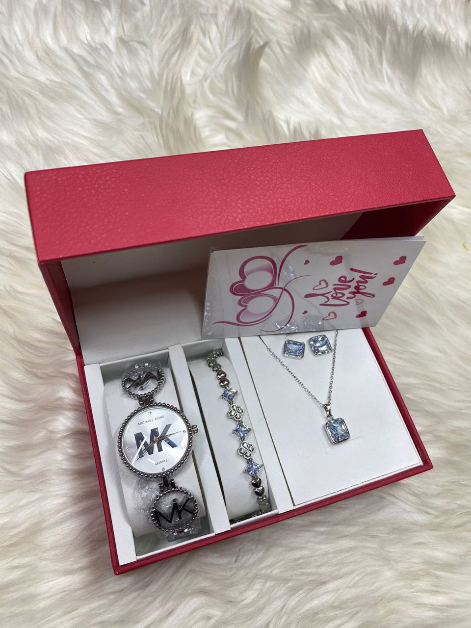4 1 GIFT SET + CARD WATCH NECKLACE BRACELET EARRINGS
