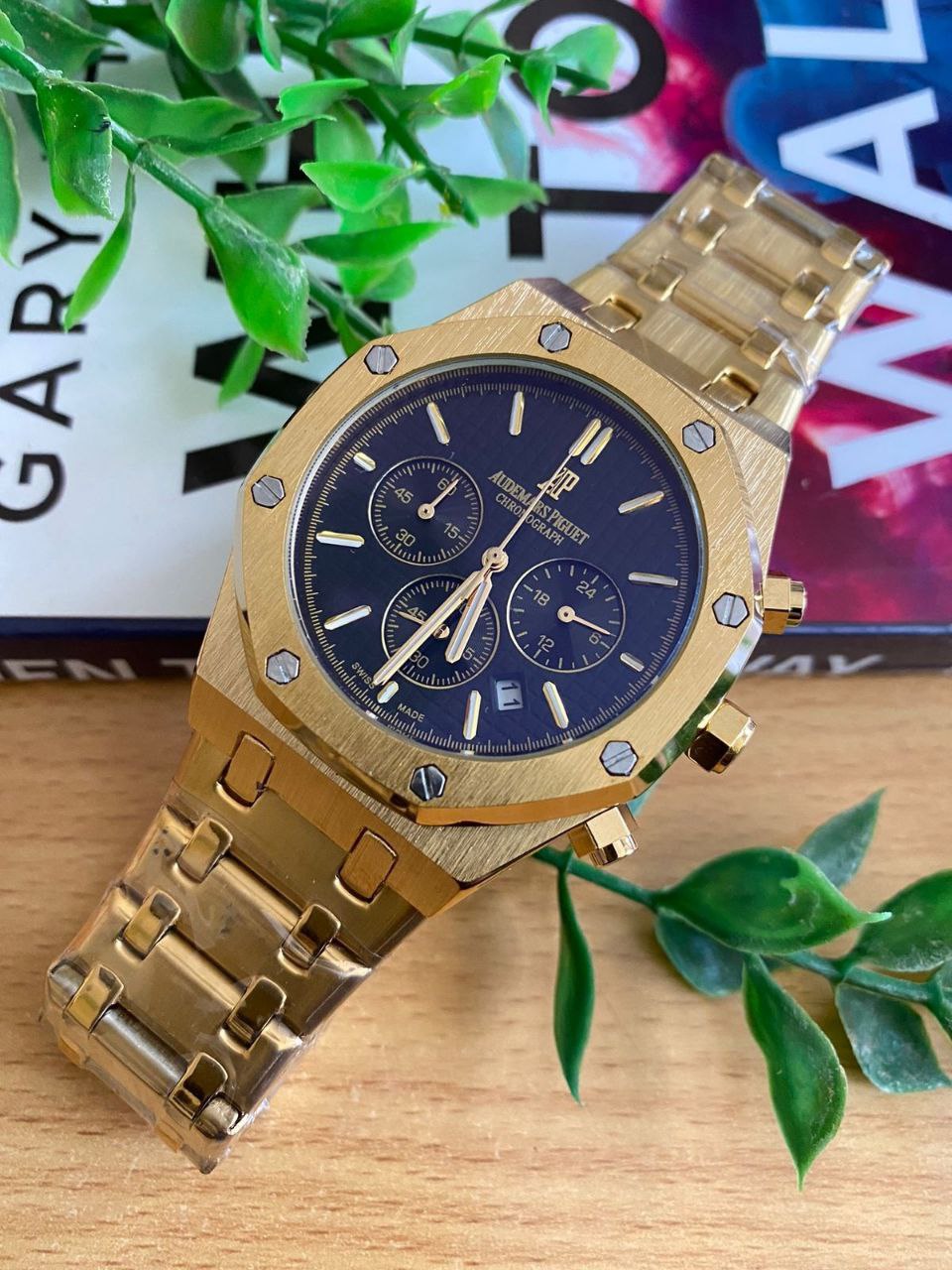 AUDEMAS PIGUET DATE DISPLAY DOUBLE LOCK CHRONOGRAPH WATER RESISTANT BATTERY POWERED