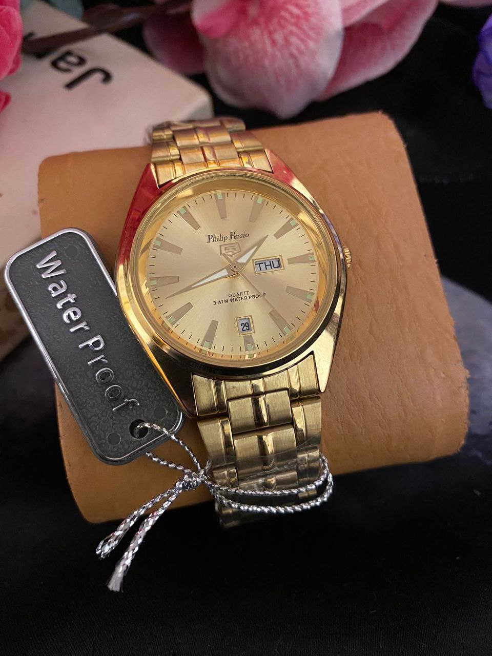 PHILIP PERSIO DAY&DATE DISPLAY WATERPROOF BATTERY POWERED GOLD TWO-TONE