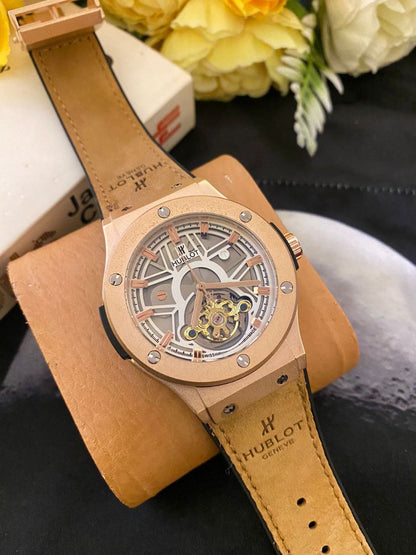 HUBLOT AUTOMATIC AUTOMATIC MOVEMENT WATER RESISTANT HUBLOT BRANDED BOX