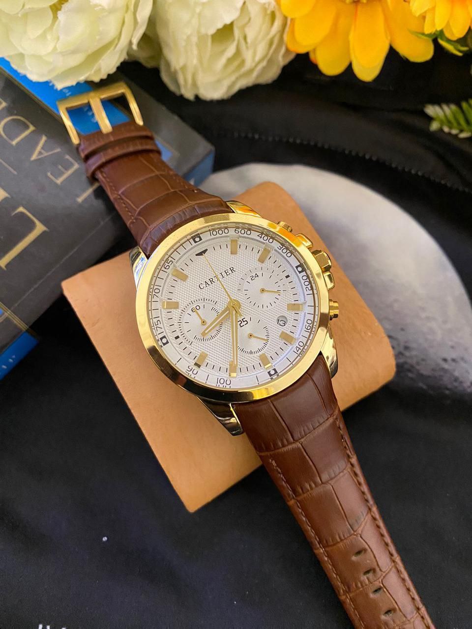 CARTIER CHRONOGRAPH DATE DISPLAY LEATHER STRAP