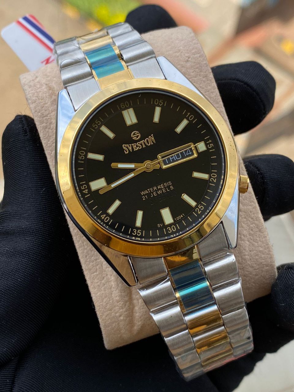 SVESTON GENTS WATCH DAY AND DATE DISPLAY(ARABIC &ENGLISH) ILLUMINATING FACE 3ATM WATER RESISTANT BATTERY POWERED