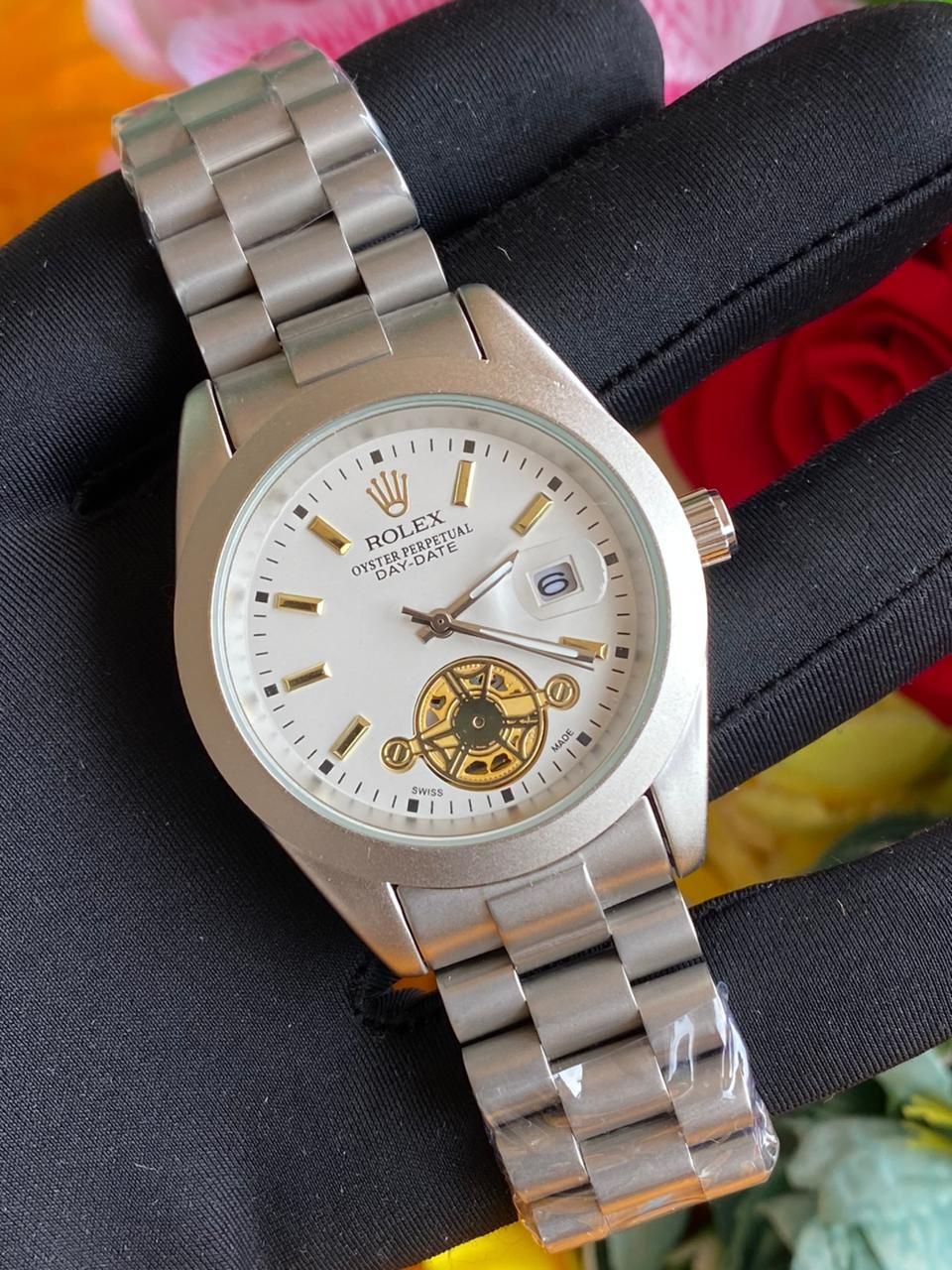 ROLEX MEN WATCH BATTERY POWERED WATER RESISTANT DATE DISPLAY STAINLESS STEEL ROLEX BRANDED BOX