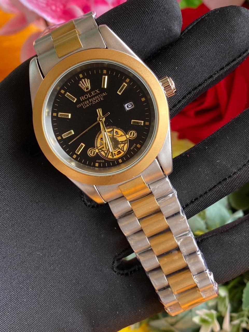 ROLEX MEN WATCH BATTERY POWERED WATER RESISTANT DATE DISPLAY STAINLESS STEEL ROLEX BRANDED BOX