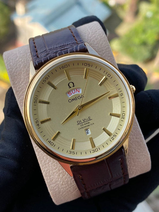 LEATHER DAY &DATE WATCH WATER RESISTANT BATTERY POWERED