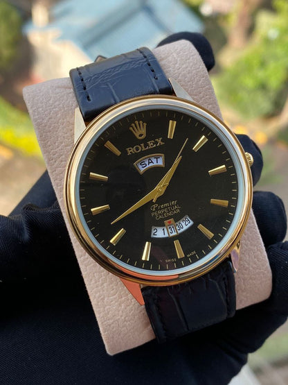 LEATHER DAY &DATE WATCH WATER RESISTANT BATTERY POWERED