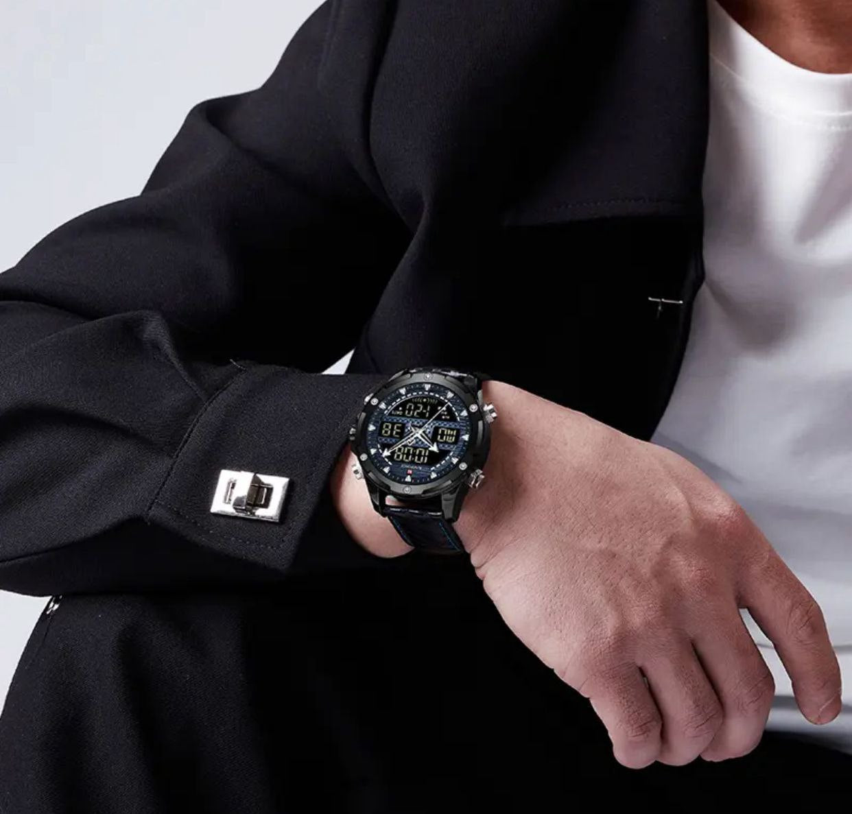 HIGH QUALITY (12 SLOTS) WOODEN WATCH ORGANIZER