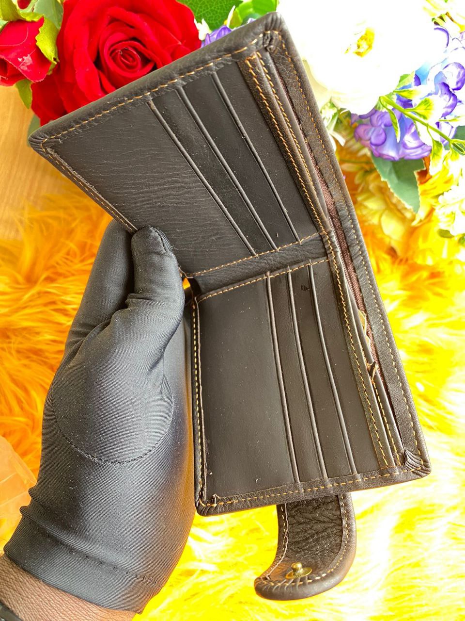 LEATHER WALLETS WITH ZIP