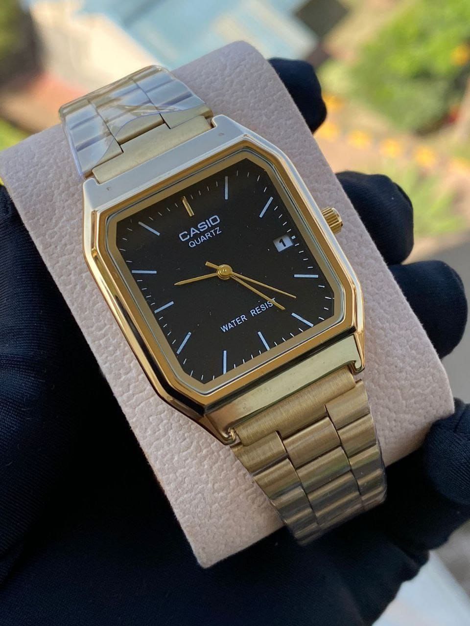 CASIO COUPLE WATER RESISTANT DATE DISPLAY /3000 A PAIR