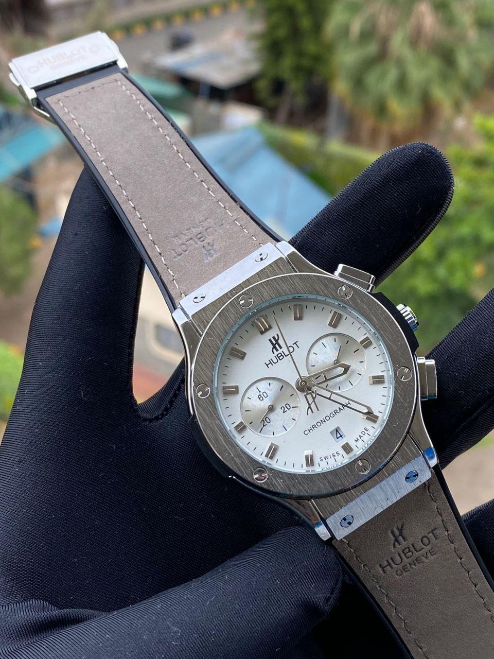 #HUBLOT CHRONOGRAPH BATTERY POWERED CHRONOGRAPH MOVEMENT DATE DISPLAY HUBLOT BRANDED BOX