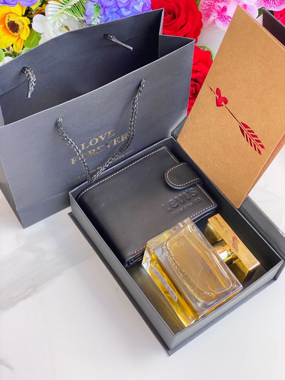 LOVE FOREVER GIFT PACKAGE PERFUME TESTER LOVE FOREVER BOX&BAG CARD LEATHER WALLET NOTE-THIS PACKAGE CAN BE COMBINED WITH ANY PERFUME TESTER ANY WALLET COLOUR/BRAND ENQUIRIES