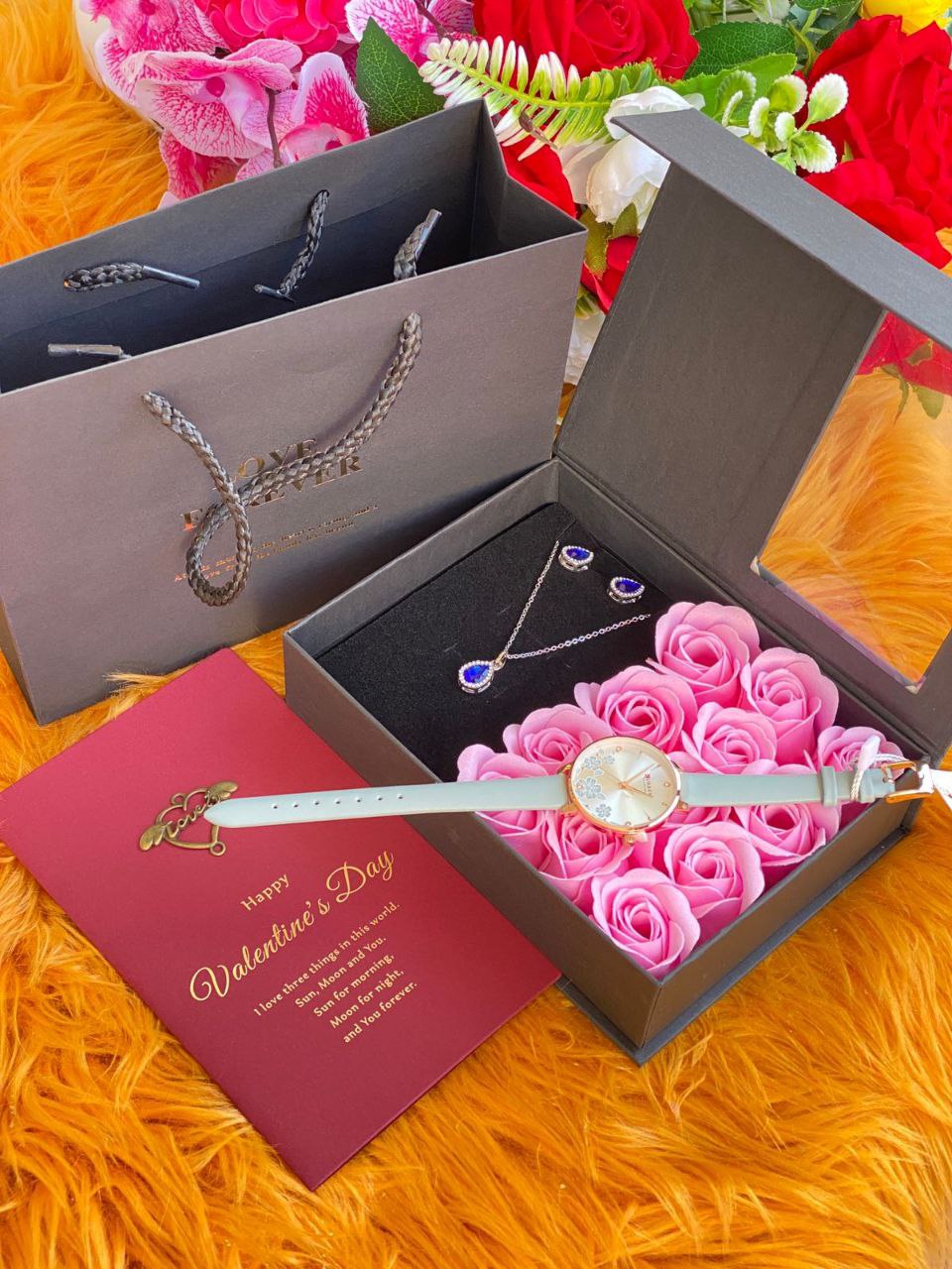 LADIES GIFT PACKAGE PRESERVED ROSES NECKLACE X EARRRINGS WATCH (ANY CURREN,CASIO,ROLEX BRANDS) LOVE CARD BAG X BOX