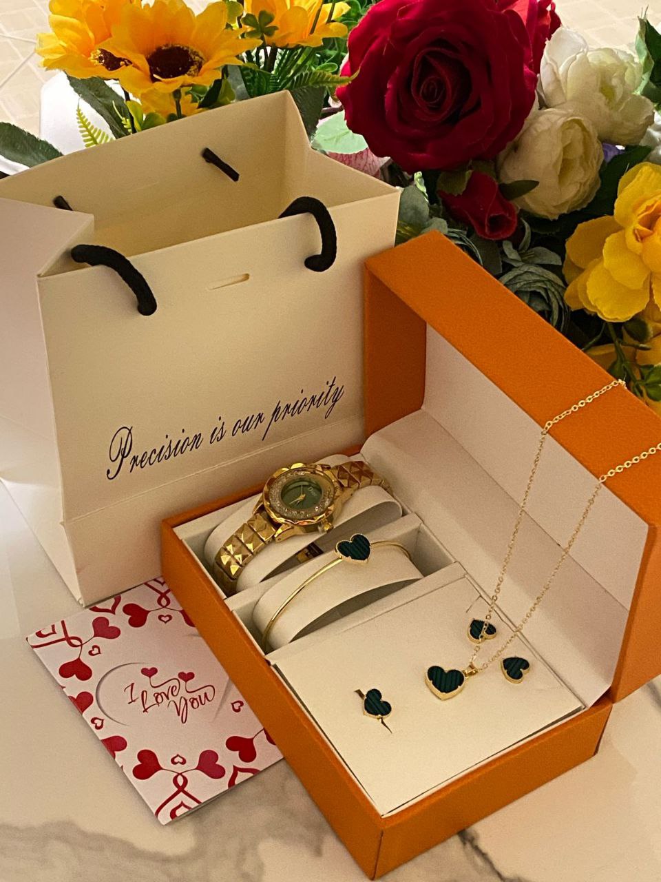 5 1 GIFT SETS WITH GIFT BAG&CARD DOZEN PURCHASE AND ABOVE 2,300( SET ONLY) WATCH,NECKLACE,EARRINGS,BRACELET,RING. BAG CARD