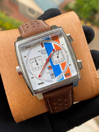 MONACO HEUR CHRONOGRAPH MEN WATCH CHRONOGRAPH MOVEMENT DATE DISPLAY NON-FADE STAINLESS STEEL FINISH WATER RESISTANT BATTERY POWERED SMOOTH SWEEPING MOVEMENT GIFT BAG ENQUIRIES