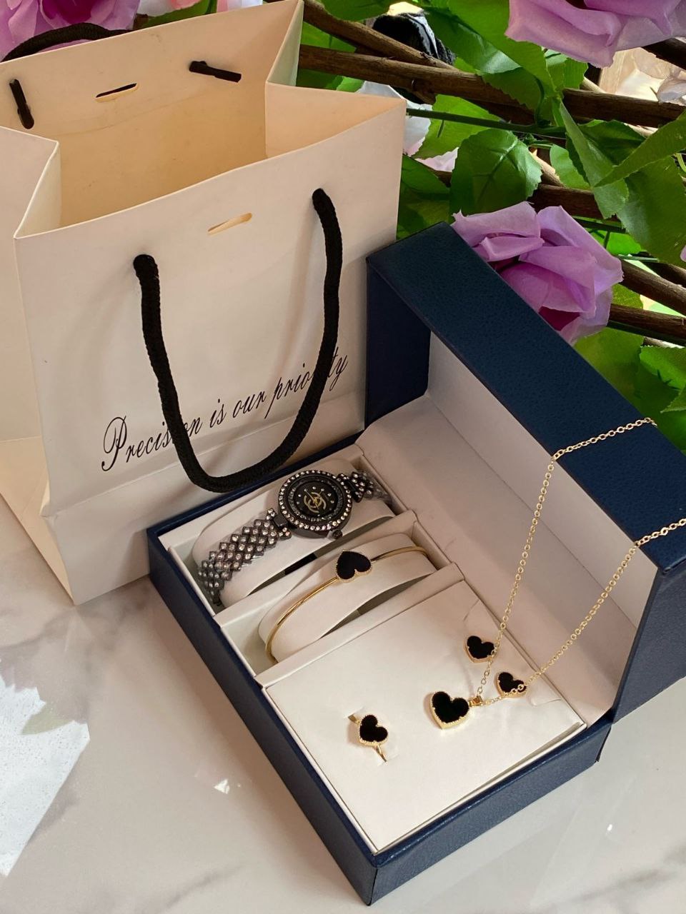 5 1 GIFT SETS WATCH NECKLACE EARRINGS BRACELET RING GIFT BAG