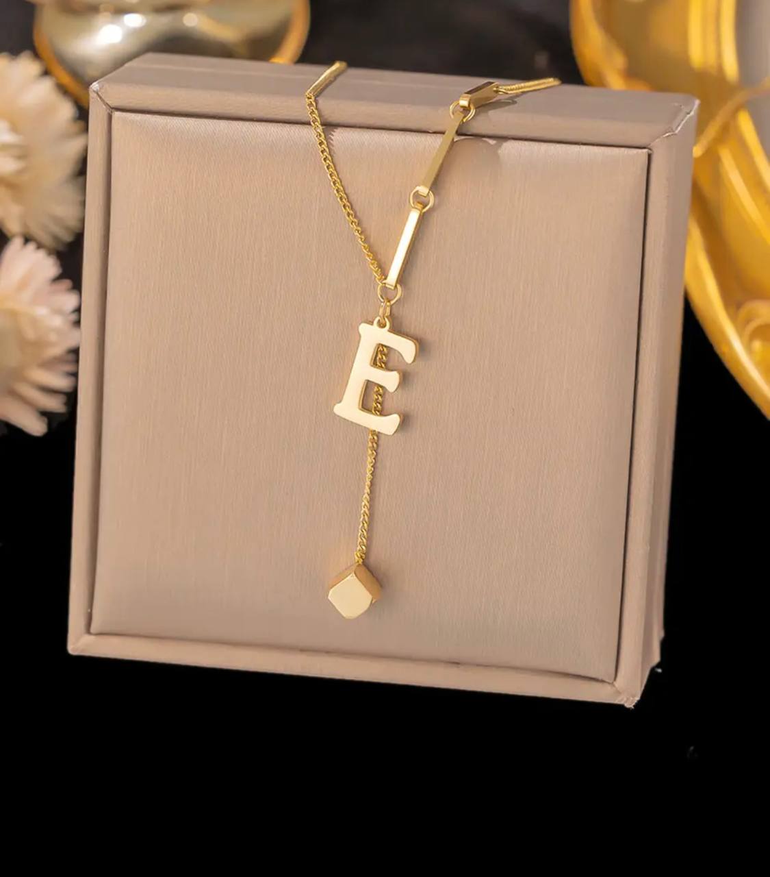 INITIAL LETTERS HYPOALLERGENIC NECKLACES NON FADE STAINLESS STEEL HYPOALLERGENIC NECKLACE GIFT BOXES