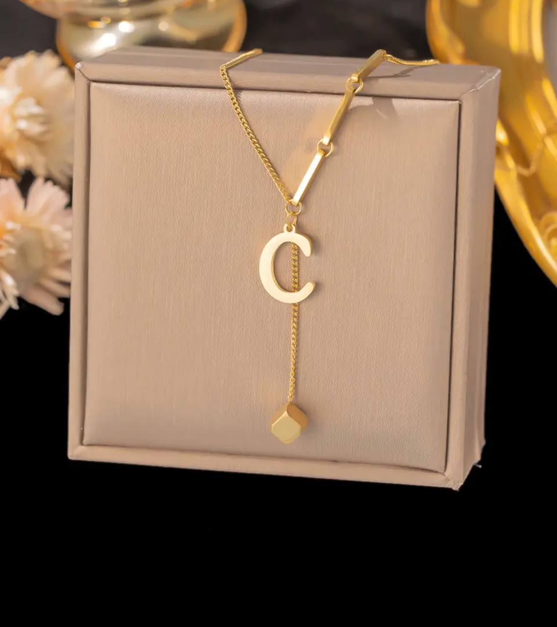 INITIAL LETTERS HYPOALLERGENIC NECKLACES NON FADE STAINLESS STEEL HYPOALLERGENIC NECKLACE GIFT BOXES