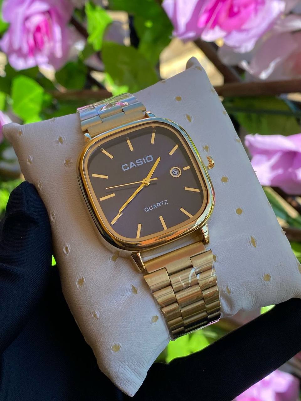 CASIO SQUARE UNISEX DATE DISPLAY WATER RESISTANT BATTERY POWERED CASIO BRANDED BOX