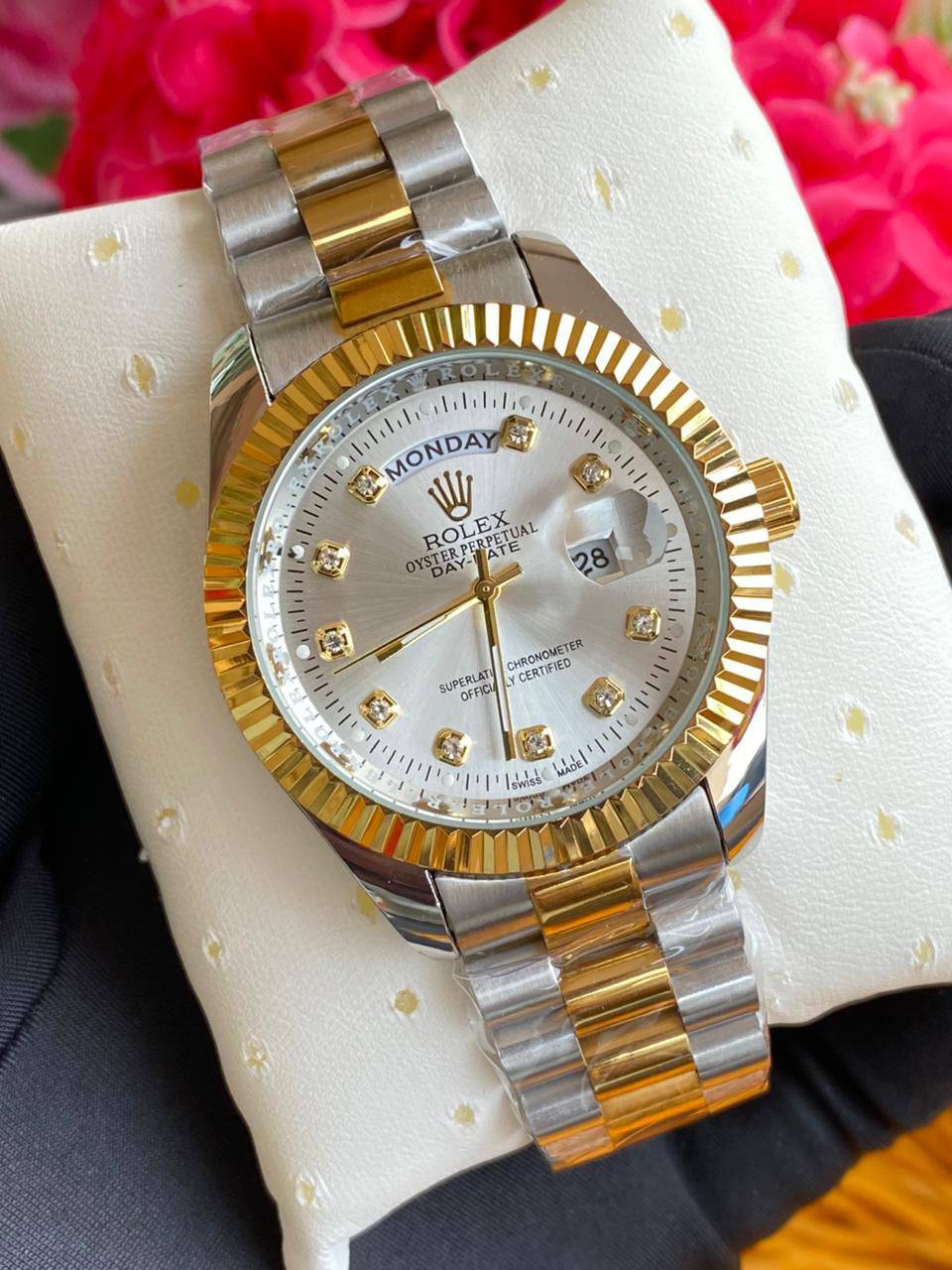 GENTS ROLEX WITH PERPETUAL CALENDAR FULL DAY DISPLAY DATE DISPLAY WATER RESISTANT BATTERY POWERED ROLEX BRANDED BOX AND ENQUIRIES