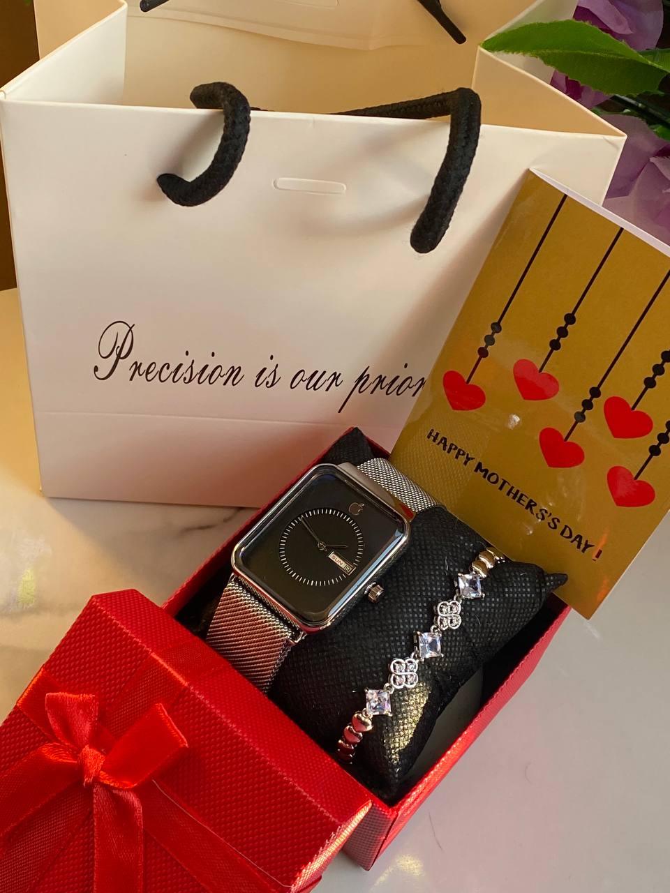 MOTHERS DAY GIFT PACKAGE (APPLE WATCH X BRACELET EDITION ) WATCH,BOX,CARD,BAG,BRACELET STAINLESS STEEL WATER RESISTANT BATTERY POWERED DAY AND DATE DISPLAY MAGNETIC MESH STRAP