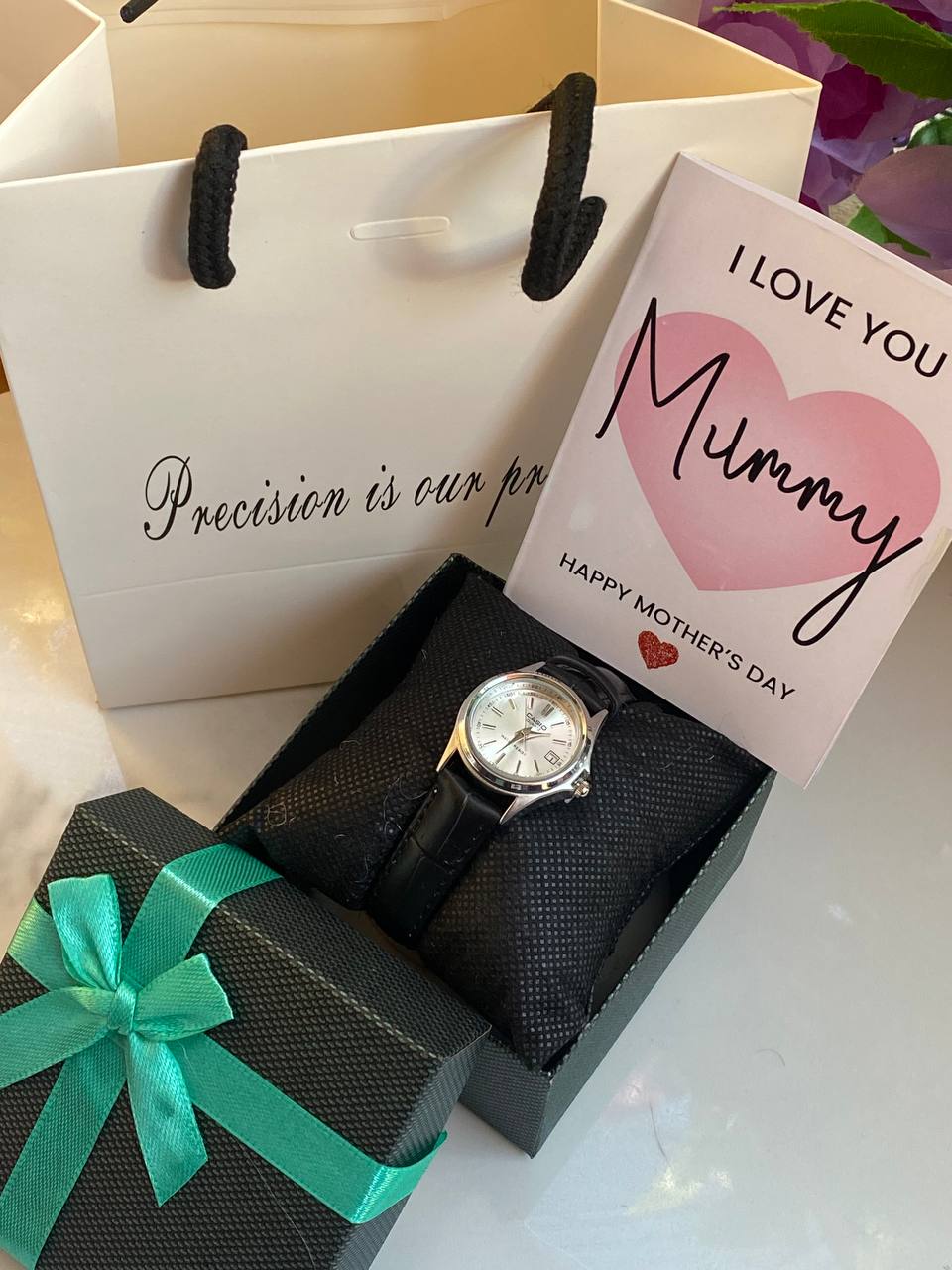 MOTHERS DAY GIFT PACKAGE (CASIO METALLIC/LEATHER EDITION) WATCH,BOX,CARD,BAG WATER RESISTANT BATTERY POWERED DATE DISPLAY