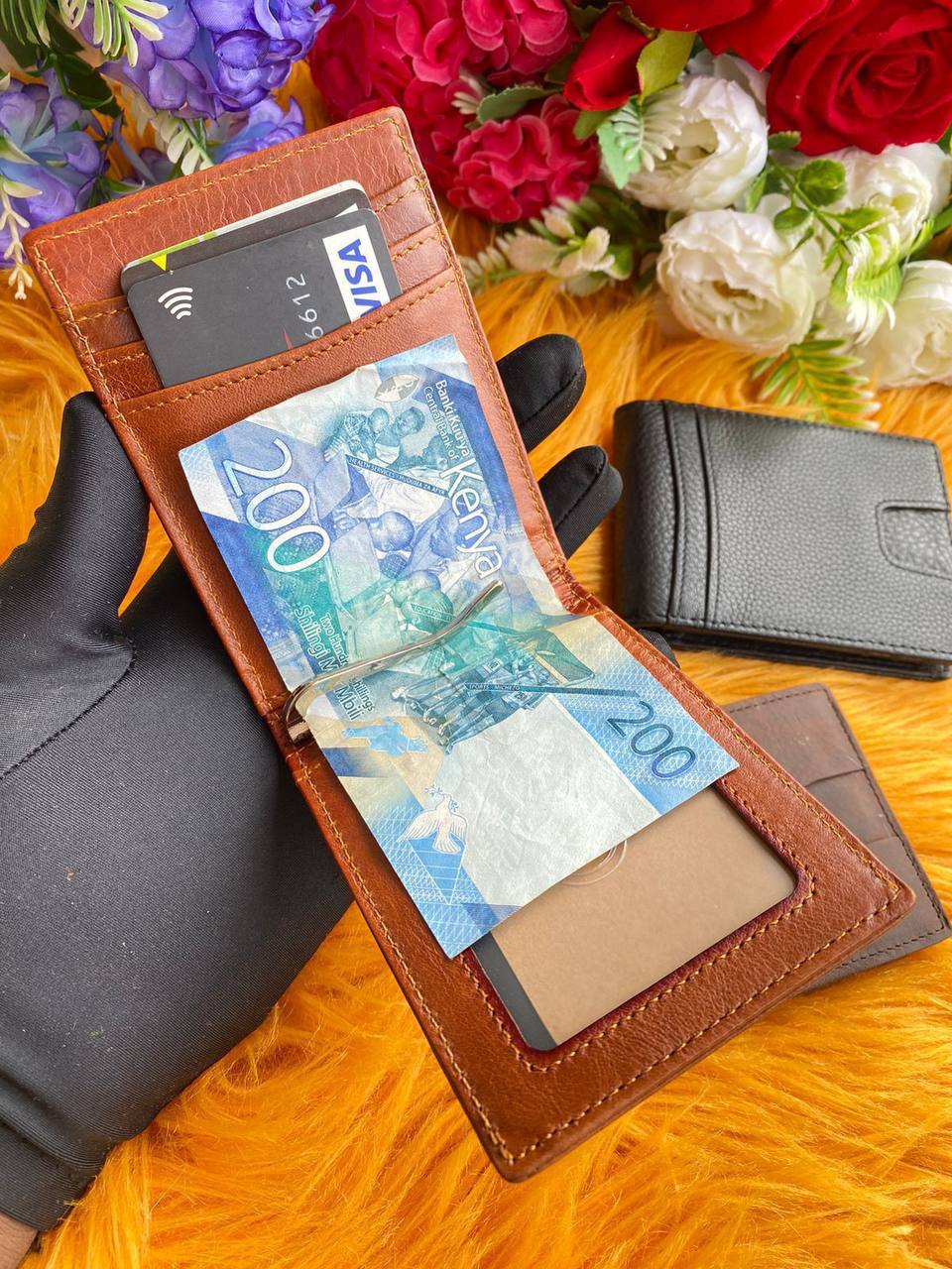 LEATHER WALLETS WITH MONEY CLIP ONLY