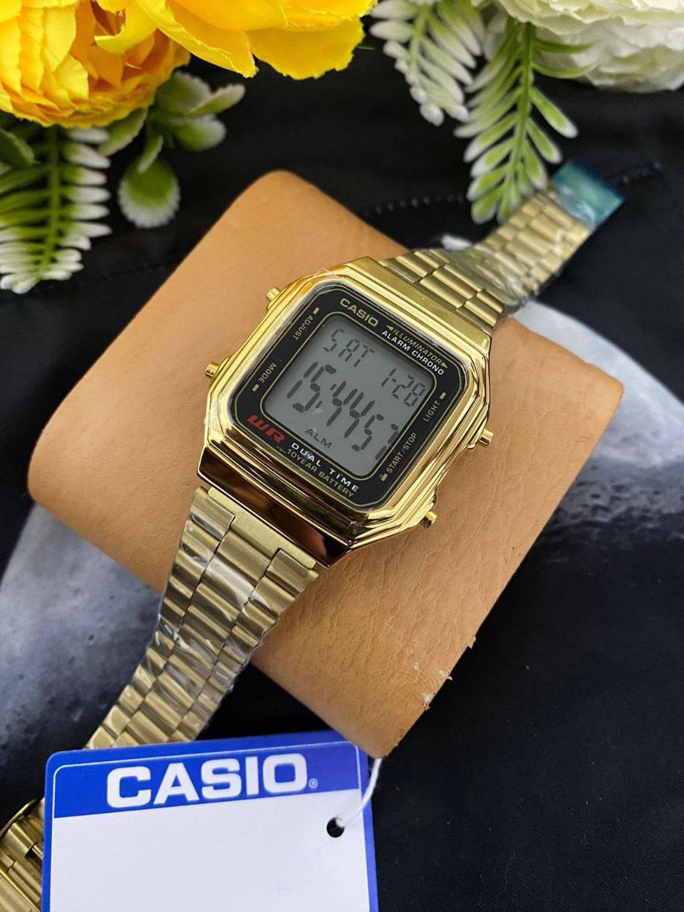 CASIO ILLUMINATOR WATER RESISTANT BATTERY POWERED STAINLESS STEEL LIGHT BUTTON CASIO BOXES @ ENQUIRIES