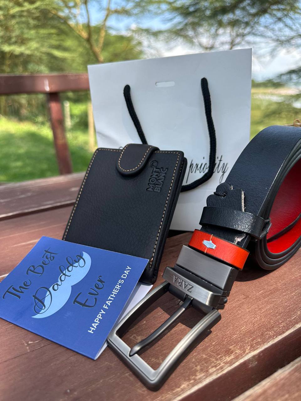 NAVIFORCE GENTS WATCH #9208 DIGITAL AND ANALOGUE DISPLAY WATER RESISTANT POWER BUTTON BATTERY POWERED DIGITAL DAY&DATE DISPLAY & ENQUIRIES