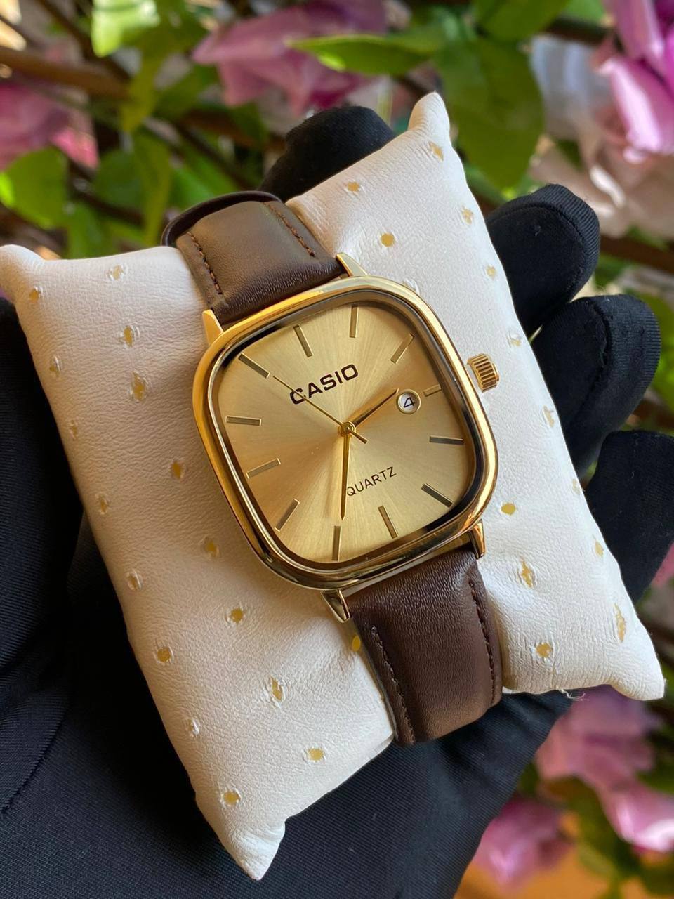 CASIO SQUARE LEATHER UNISEX DATE DISPLAY WATER RESISTANT BATTERY POWERED CASIO BRANDED BOX