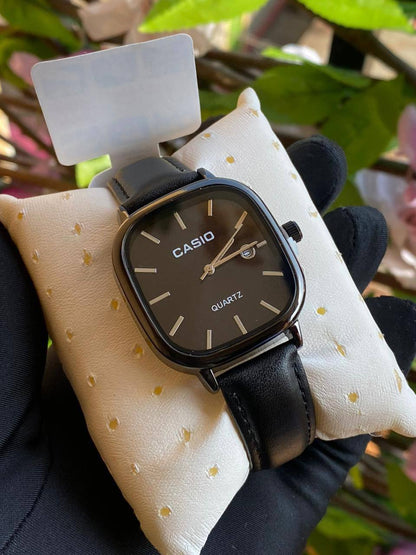 CASIO SQUARE LEATHER UNISEX DATE DISPLAY WATER RESISTANT BATTERY POWERED CASIO BRANDED BOX