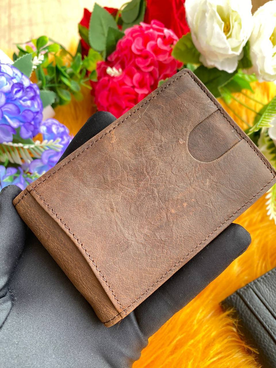 LEATHER WALLETS WITH MONEY CLIP ONLY