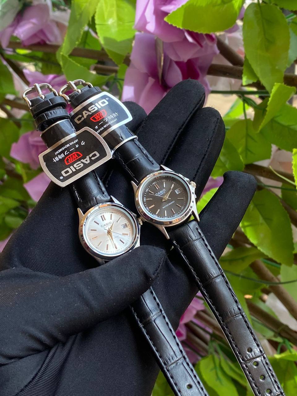 CASIO DATE DISPLAY LEATHER X METTALLIC WATER RESISTANT DATE DISPLAY A PIECE/3000 A PAIR CASIO BOXES @