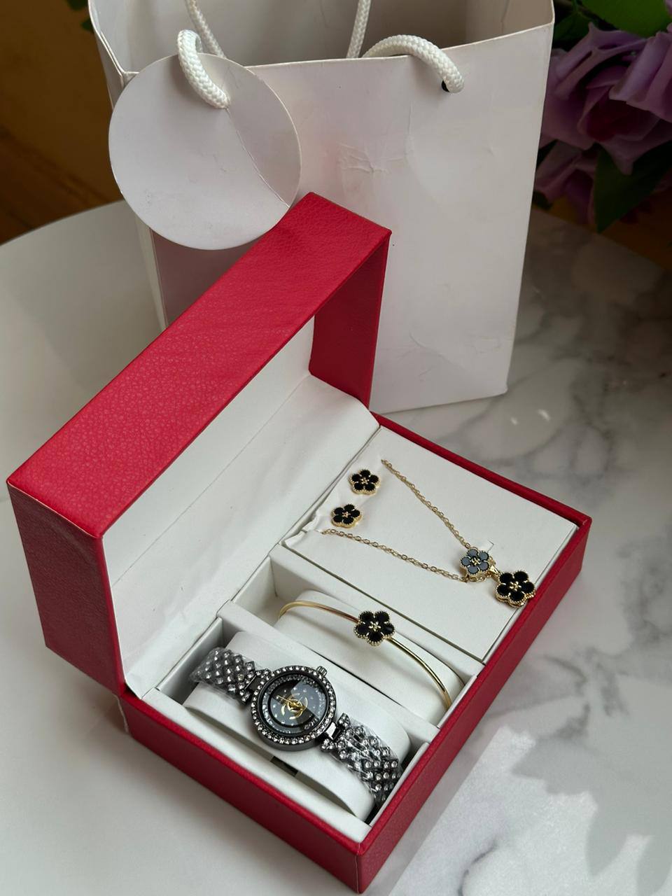 5 1 GIFT SETS WATCH NECKLACE EARRINGS BRACELET RING GIFT BAG