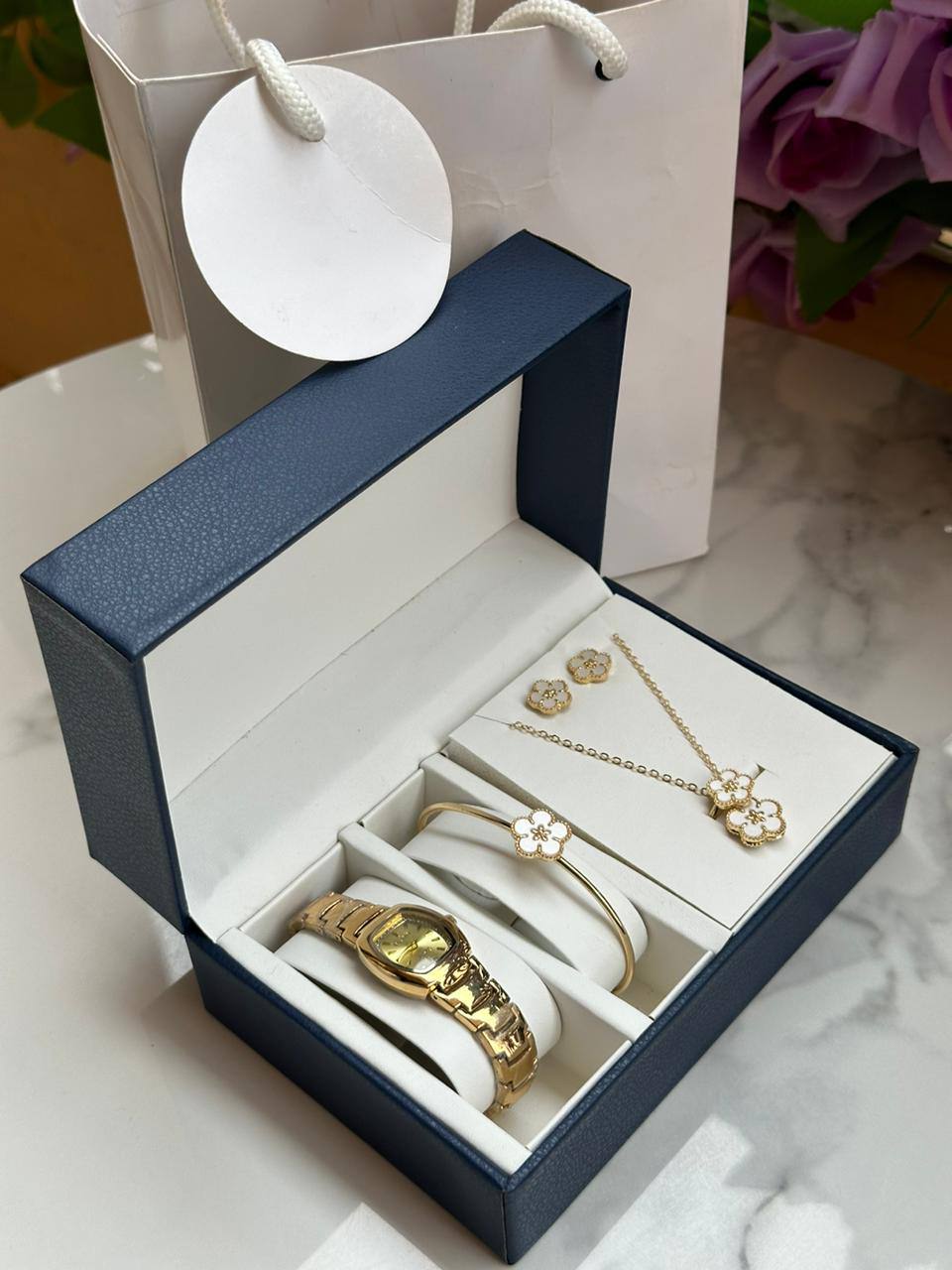 5 1 GIFT SETS WATCH NECKLACE EARRINGS BRACELET RING GIFT BAG