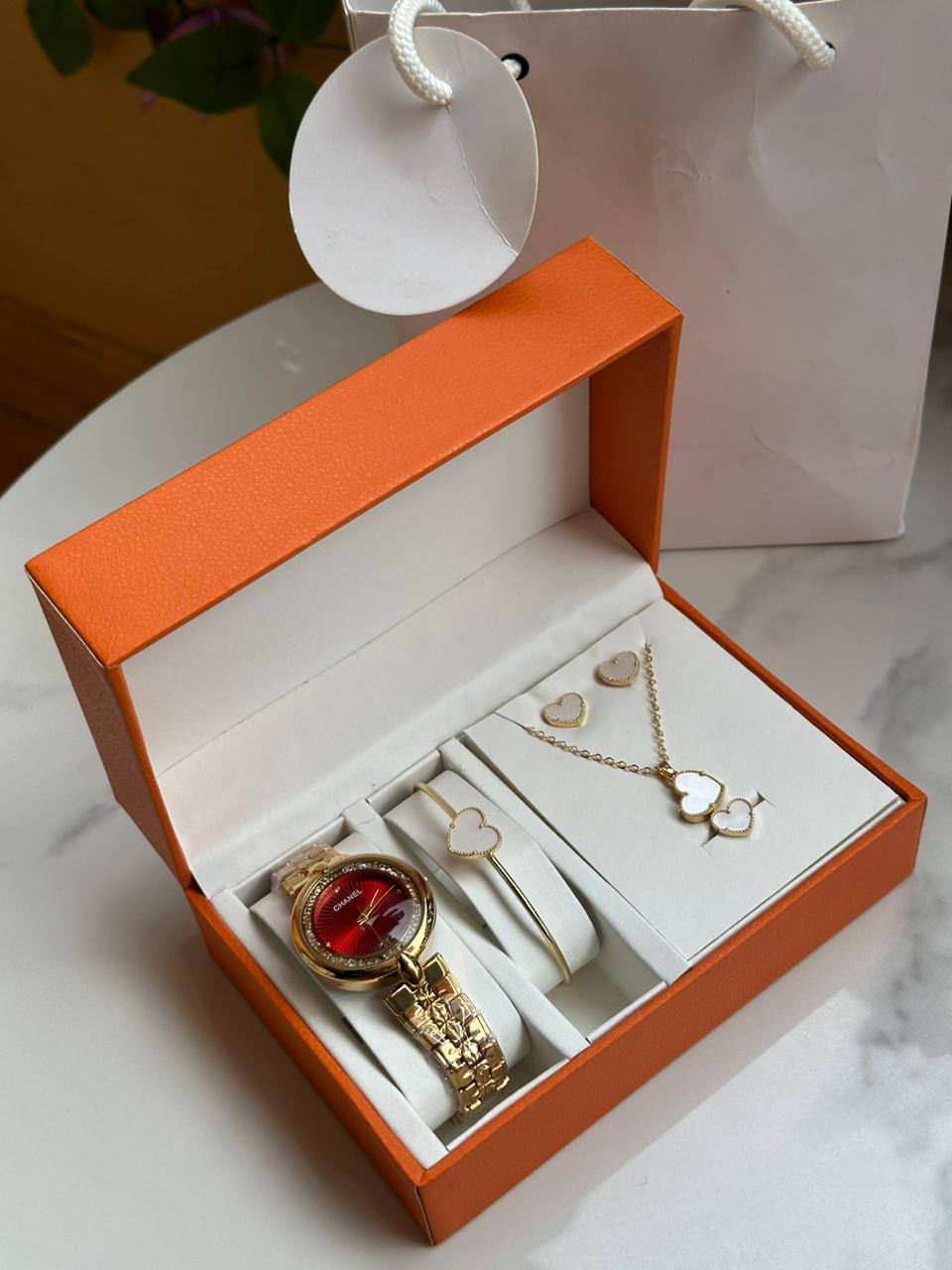5 1 GIFT SETS WATCH NECKLACE EARRINGS BRACELET RING GIFT BAG