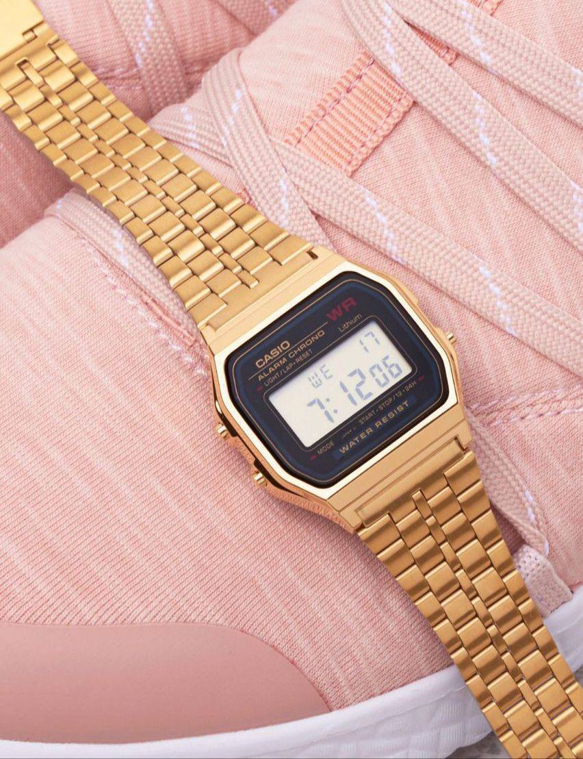 CURREN GENTS #8404 WATER RESISTANT BATTERY POWERED DATE DISPLAY LIGHT BUTTON DUAL TIME DISPLAY 2 COLOUR OPTIONS ENQUIRIES 0791-413-303