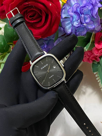 CASIO SQUARE LEATHER UNISEX DATE DISPLAY WATER RESISTANT BATTERY POWERED CASIO BRANDED BOX