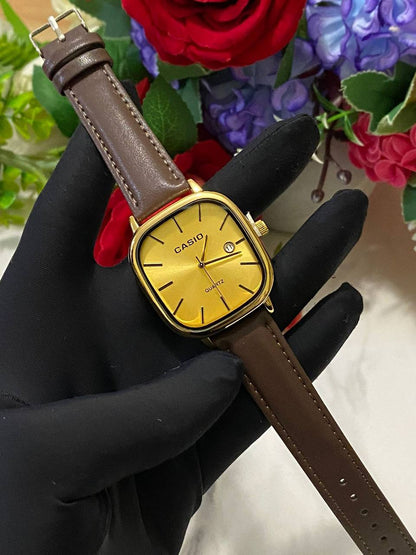 CASIO SQUARE LEATHER UNISEX DATE DISPLAY WATER RESISTANT BATTERY POWERED CASIO BRANDED BOX