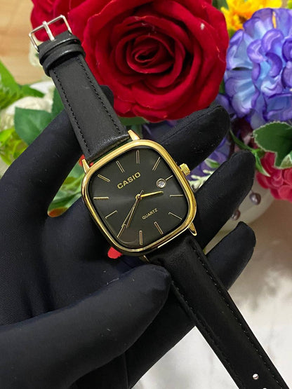 CASIO SQUARE LEATHER UNISEX DATE DISPLAY WATER RESISTANT BATTERY POWERED CASIO BRANDED BOX