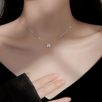 Korean Cold Style Necklace Silver Four-Leaf Clover Necklace Women's Niche Light Luxury New Lucky Leaf Pendant Necklace