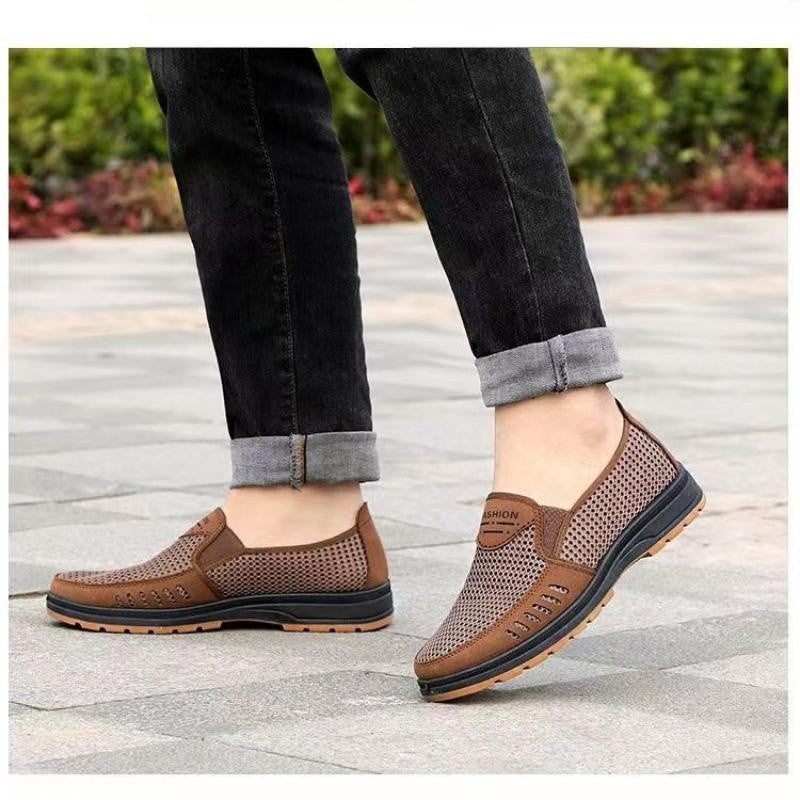 Men's Shoes Summer Men's Cloth Shoes New Breathable Casual Shoes A Foot Slipper Loafers Shoes Comfortable