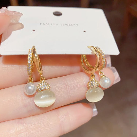 925 silver needle sweet and fresh cat eye stone gourd earrings for women, fashionable and versatile, high-end ear buckle