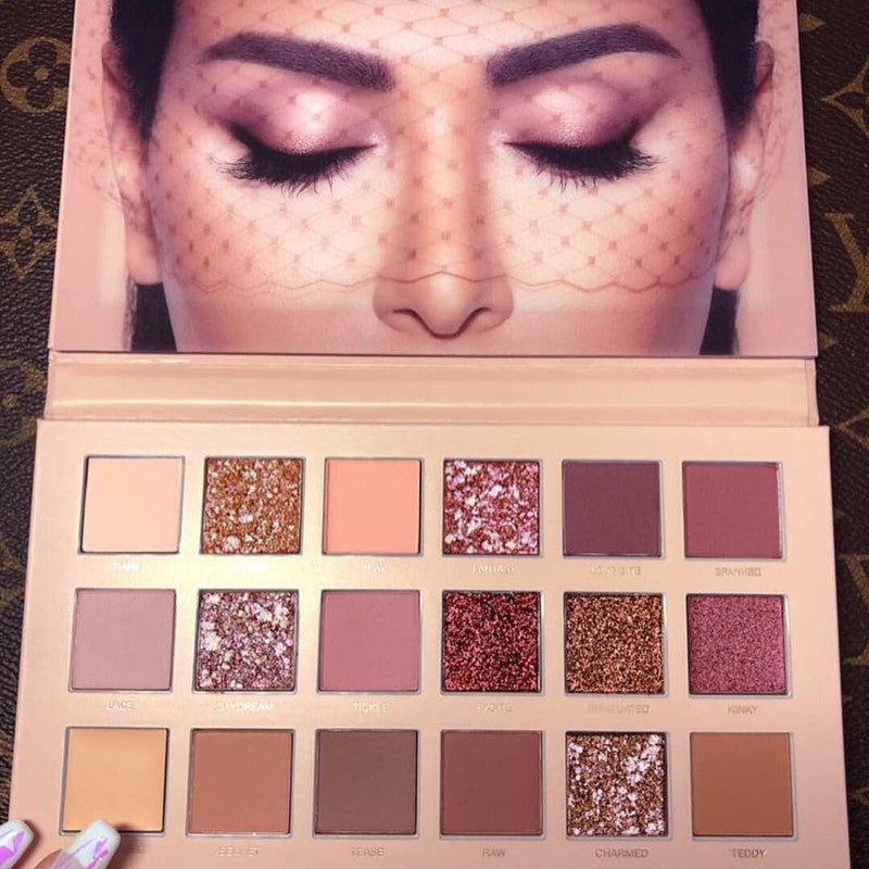 Hot Sale 18 Colors Waterproof Eye Shadow Powder Eyeshadow Cosmetic Makeup Profissional Paletas Makeup Kit