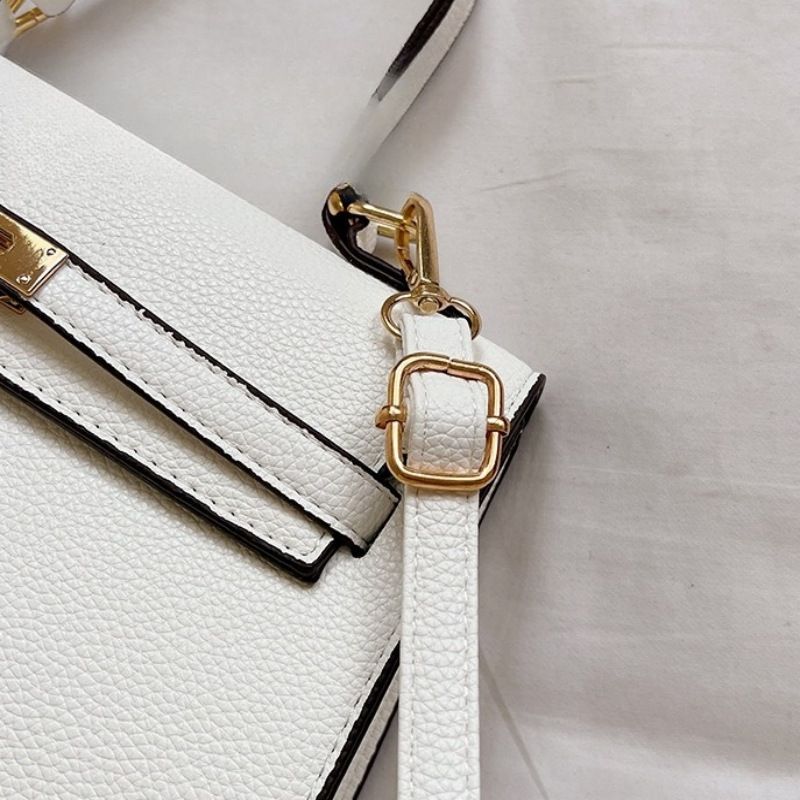 Mateamoda Elegant Handbag for Women with Classic Silhouette Crossbody Bag