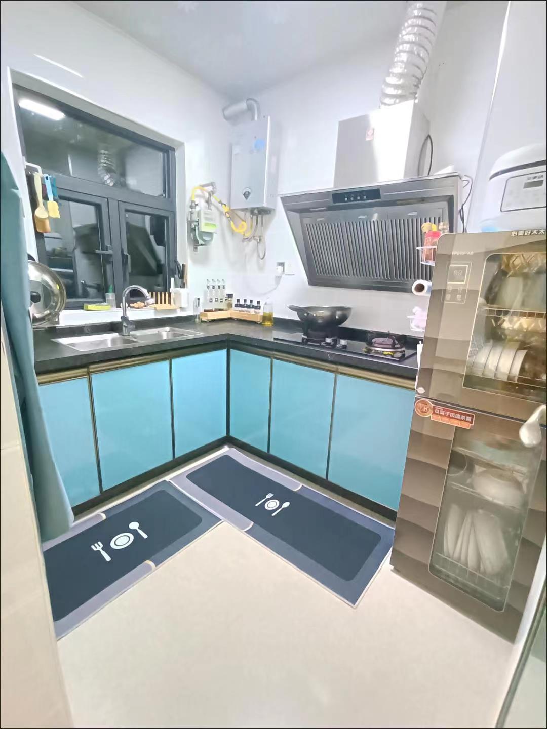 2 Pieces Kitchen Rugs Set Non Slip Kitchen Mat Rubber Backing Mat Slip Kitchen Mats and Rugs Waterproof Kitchen Rug Ergonomic Comfort Standing Mat for Kitchen