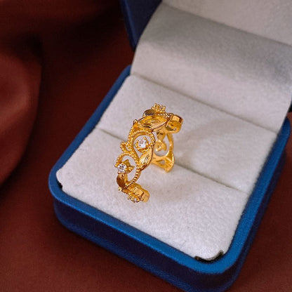 Diamond studded simple and fashionable wide face ring, retro palace style index finger ring, light luxury and high-end feel bracelet