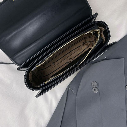 Mateamoda Refined Monogram-Printed Chain Sling Bag Underarm Bag Crossbody Bag