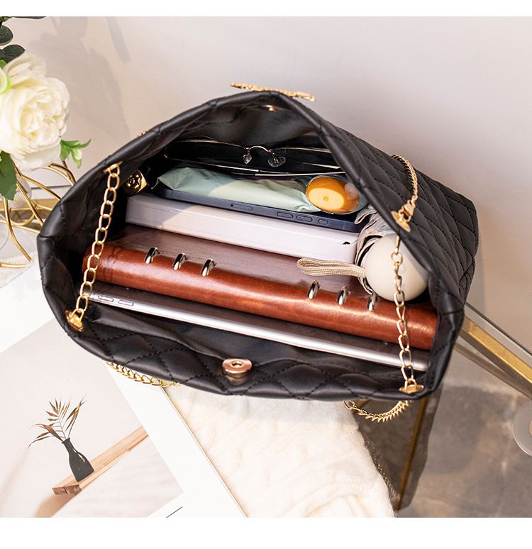 Small diamond lattice large bag chain bag women's senior sense women's shoulder bags Large capacity shoulder bag